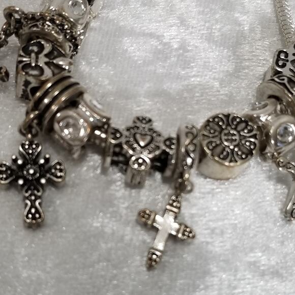 Premier Designs silver tone cross bracelet 7" 3" ext 1.1990 - Picture 5 of 9